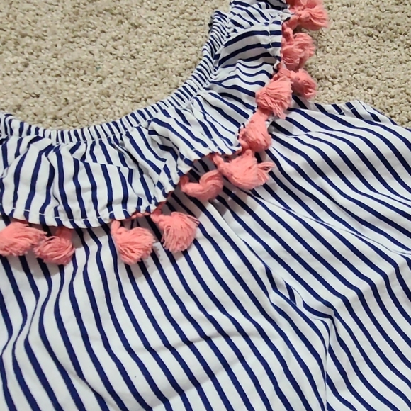 Girls outfit - Picture 2 of 3